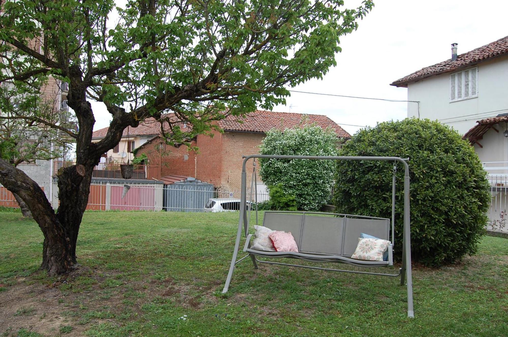 Monferrato Asti-Luminosa Villa CastellʼAlfero Eksteriør bilde